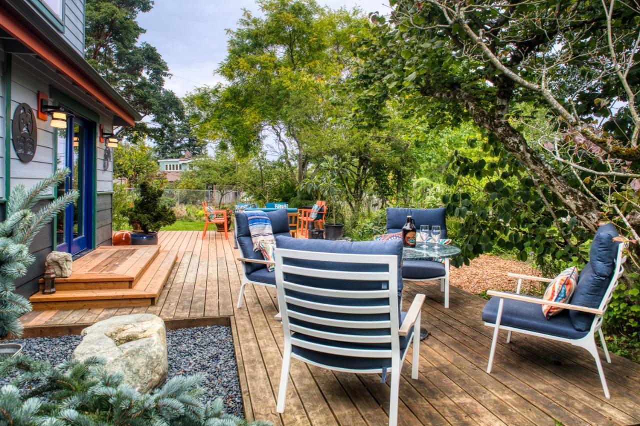Sehome Garden Inn Белингам Екстериор снимка